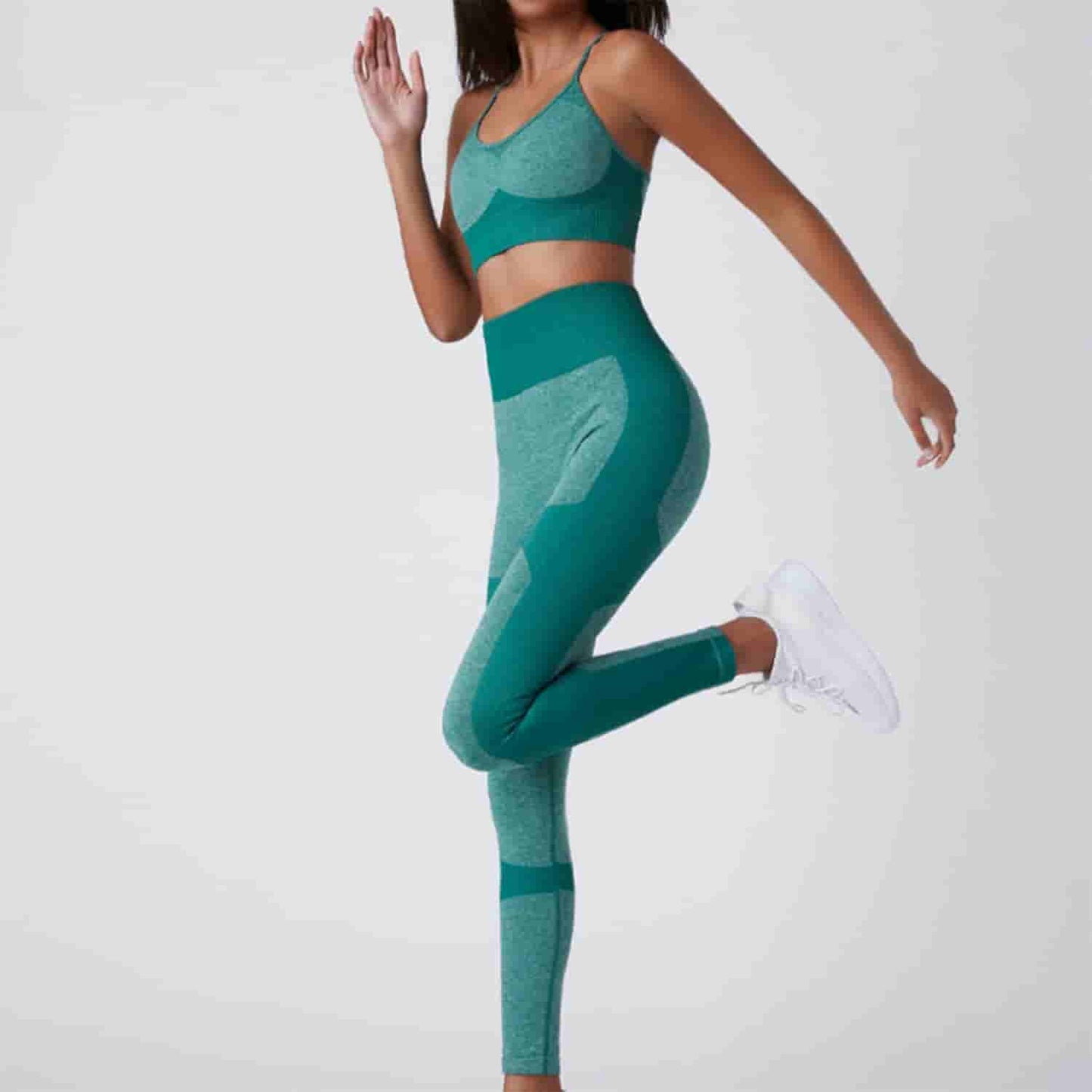 Sports Yoga Vest Slim Fitting Hip Lifting Trousers Fitness Running Breathable Quick Dry Yoga Suit Two Piece Suit