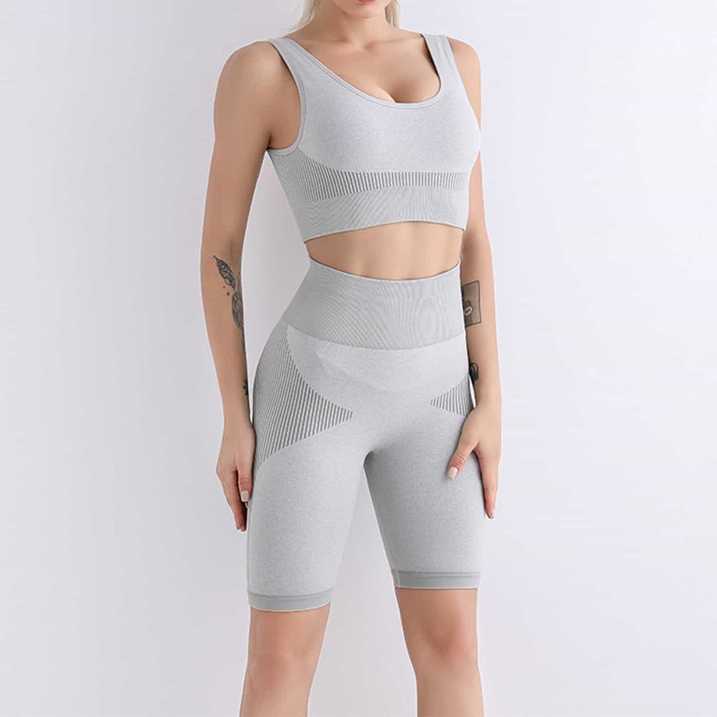 2022 New Products Sports Bra Shorts Set Women Yoga Wear Seamless Tight U-Neck Underwear